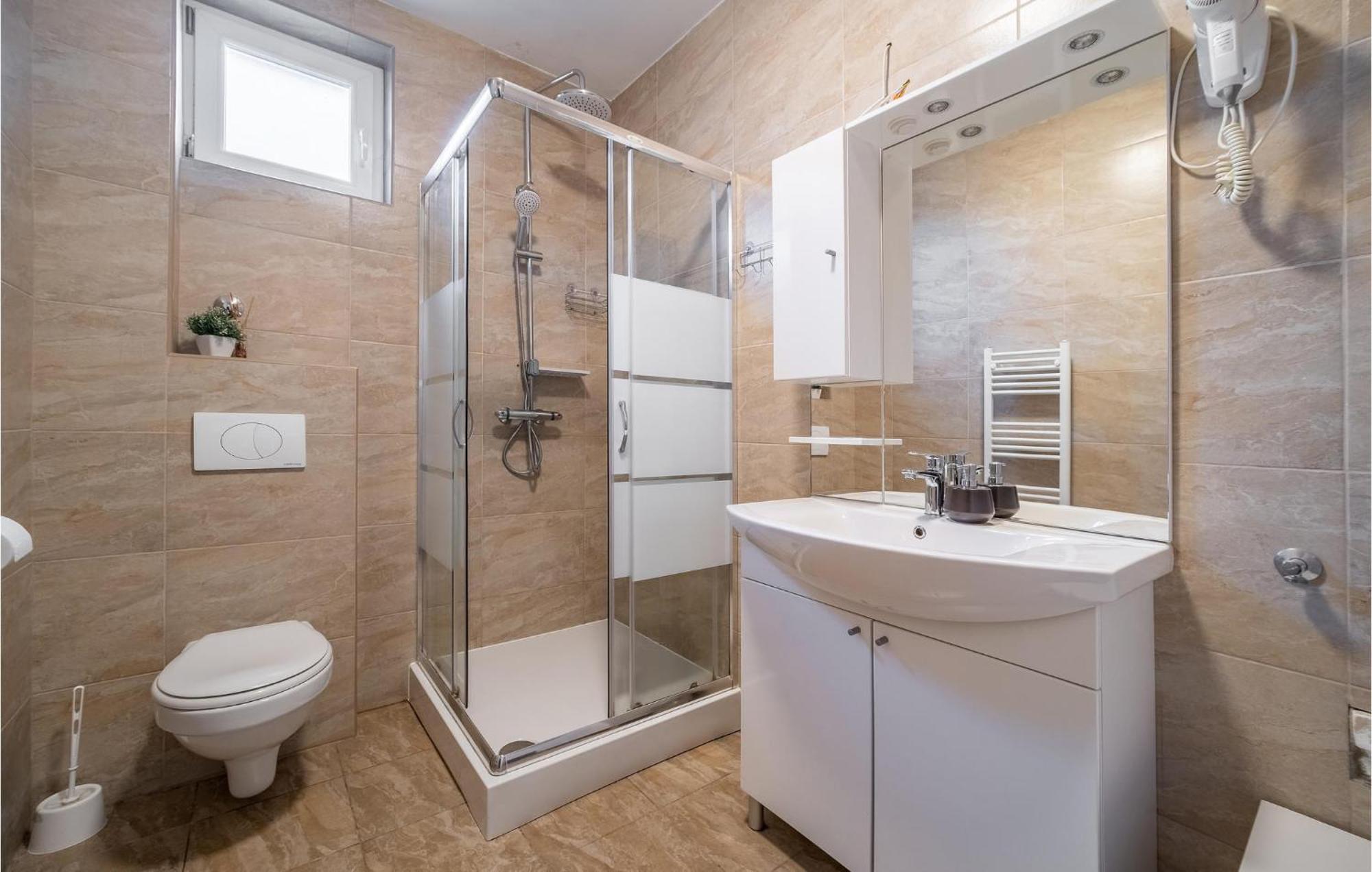 1 Bedroom Beautiful Apartment In Rakovica Exterior photo